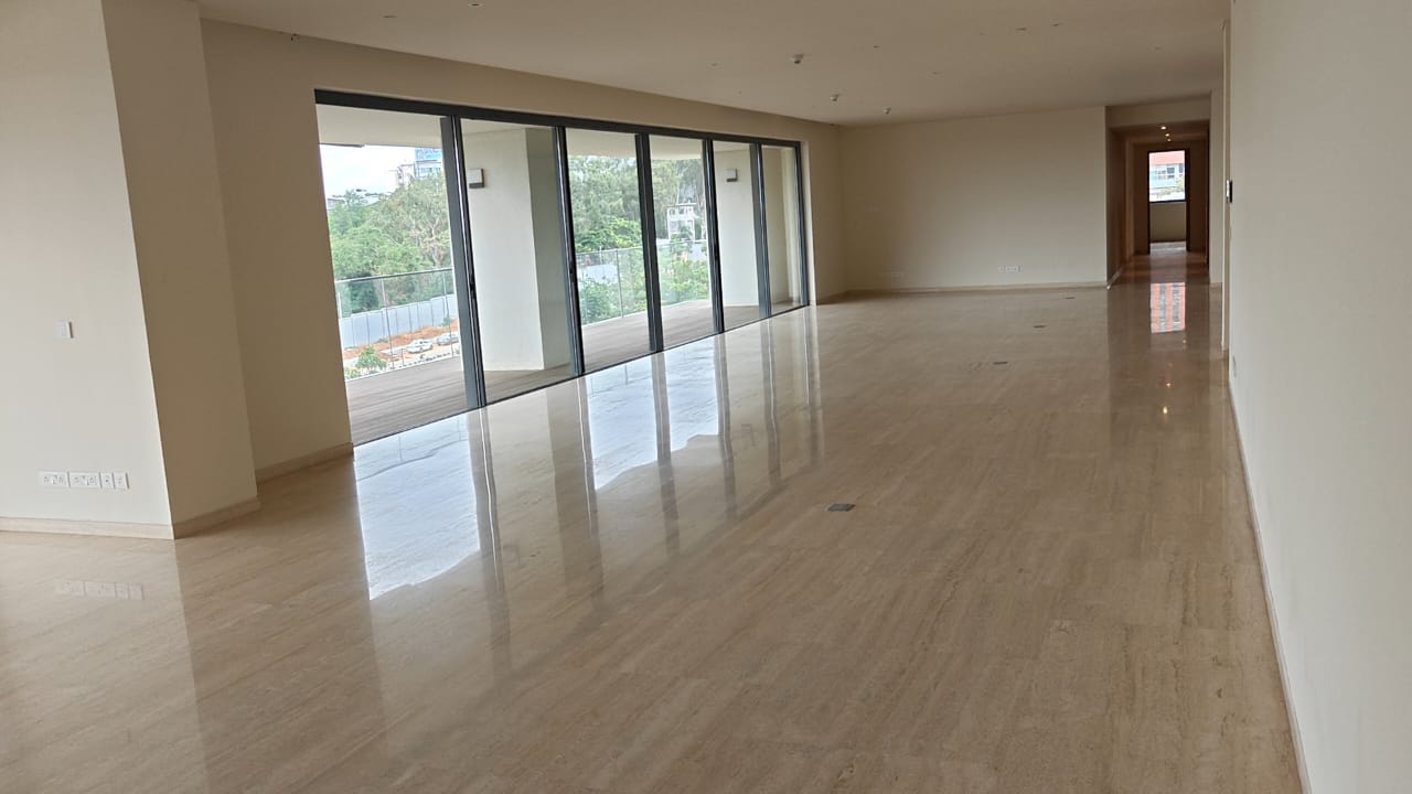 embassy-lake-terraces